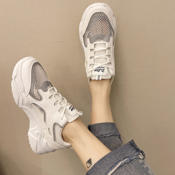 Adidasi eleganti de dama cu broderie si talpa plata