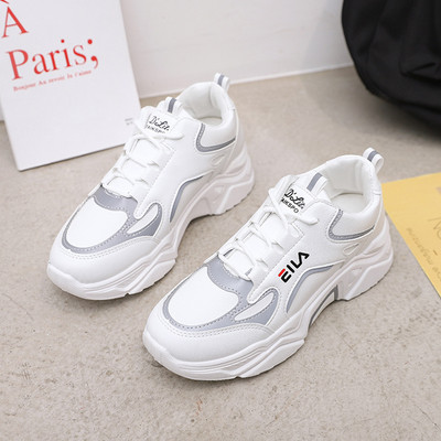 Adidasi dama - doua modele cu talpa plata