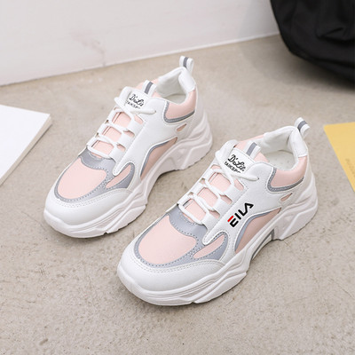 Adidasi dama - doua modele cu talpa plata