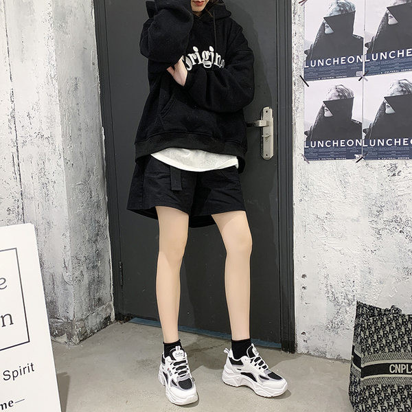 Adidasi dama - doua modele cu talpa plata