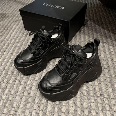 Ležerne ženske tenisice jednobojni model s visokim ravnim potplatom