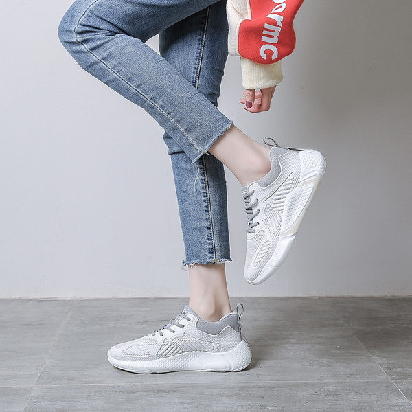 Ležerne ženske tenisice od mreže u tri boje