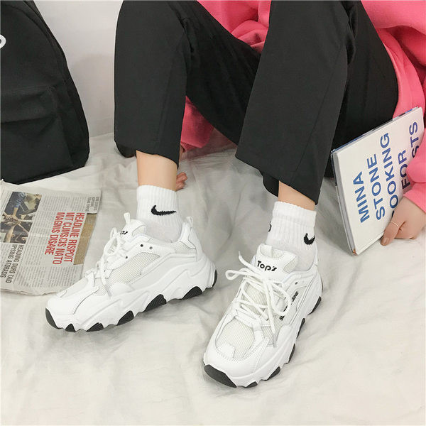 Adidasi de dama cu talpa aspra in alb si bej