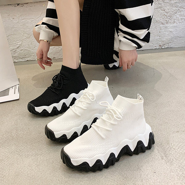 Model nou de adidasi de dama din material textil cu sireturi in trei culori