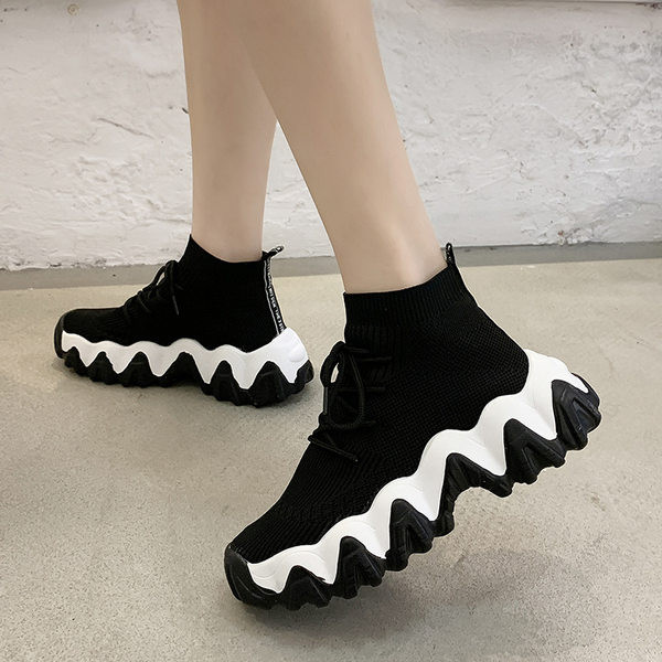 Model nou de adidasi de dama din material textil cu sireturi in trei culori