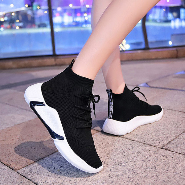 Tenisi dama textile cu sireturi si inscriptionare