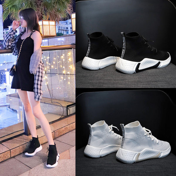 Tenisi dama textile cu sireturi si inscriptionare