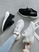 Tenisi dama in doua culori si trei modele