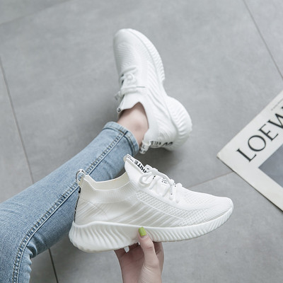 Tenisi dama in doua culori si trei modele