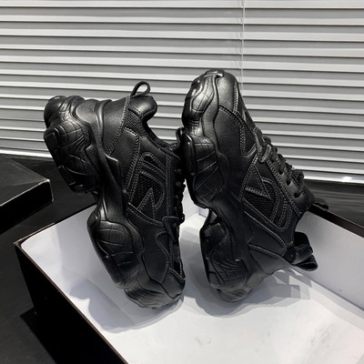 Adidasi de dama cu sireturi in alb-negru