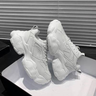 Adidasi de dama cu sireturi in alb-negru