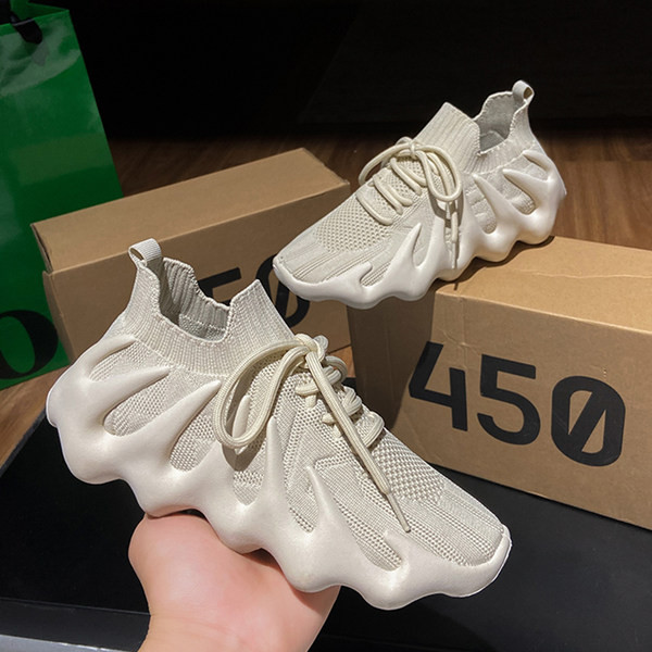 Kolmes värvitoonis paeltega naiste tekstiilist tossud