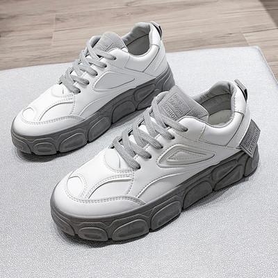 Adidasi de dama cu talpa plate in gri si negru