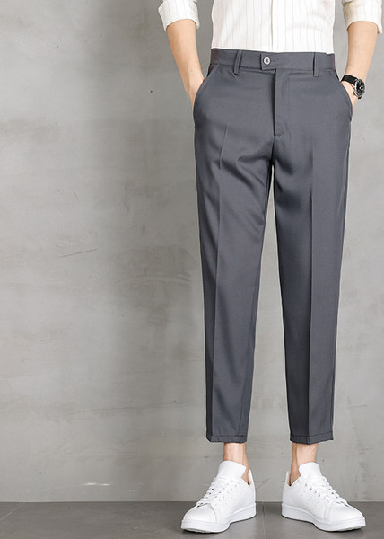 Pantaloni barbatesti la moda cu buzunare si talie standard