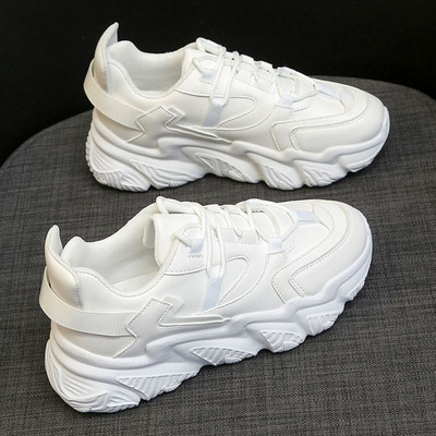 Tenisi de dama alb cu cravate