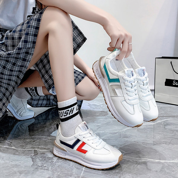 Tenisi dama din piele ecologica cu talpa plata in doua culori