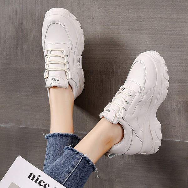 Adidasi de dama cu talpa inalta in alb si negru