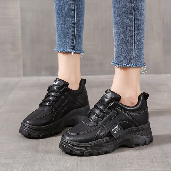 Adidasi de dama cu talpa inalta in alb si negru