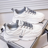 Adidași de damă cu șireturi gri și autocolant