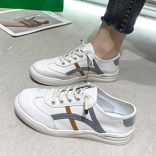 Adidasi albi de dama cu talpa plata si sireturi