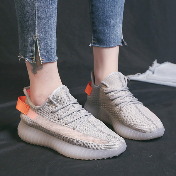 Tenisi sport dama confectionati din plasa in doua culori cu talpa din silicon