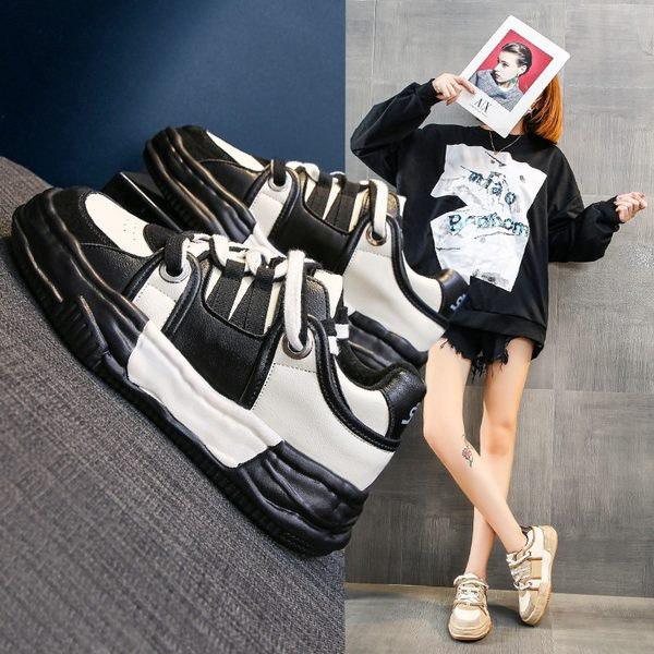 Elegantne ženske tenisice od eko kože i ravnog potplata