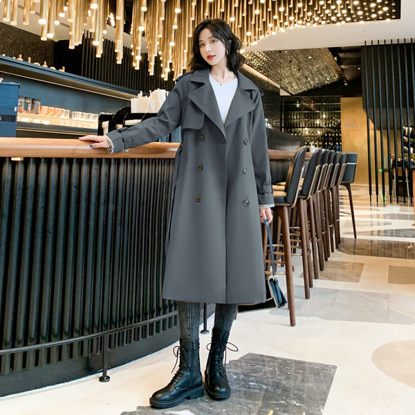 Actual palton lung de dama cu centura si nasturi model slim