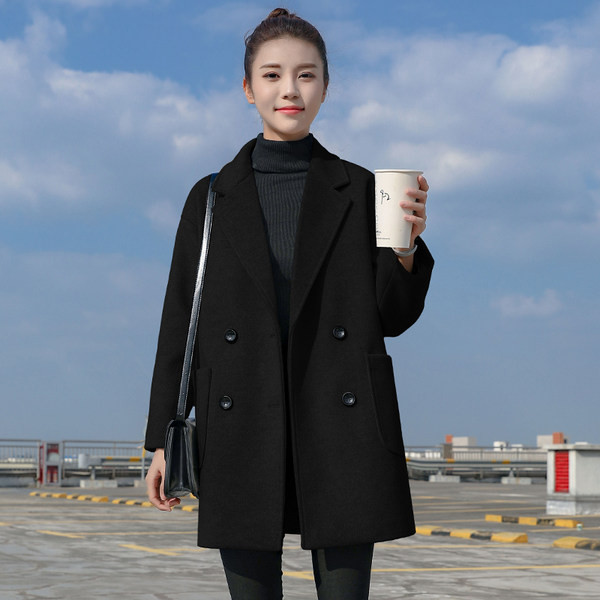 Palton scurt de damă cu închidere pe două rânduri