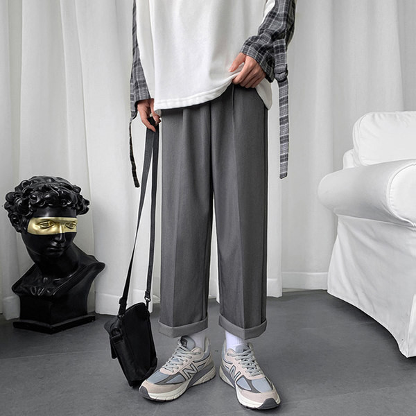 Pantaloni barbati cu buzunare - model drept in gri si negru