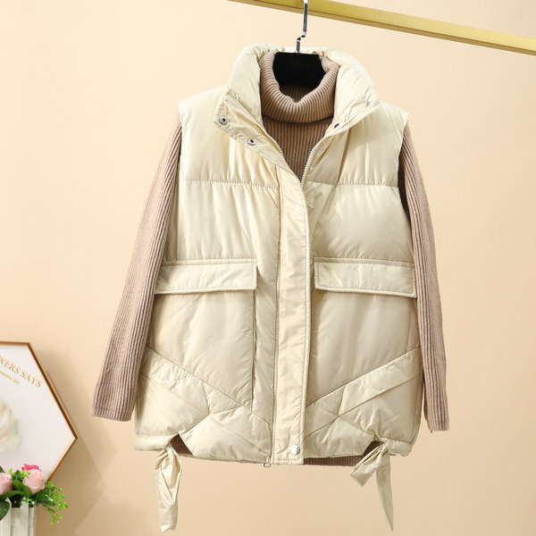 Vesta casual cu guler inalt si buzunare