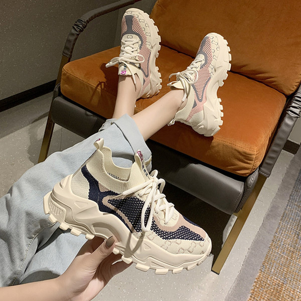 Tenisi de dama din panza cu talpa inalta