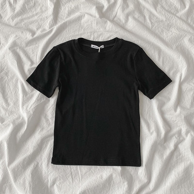 Ljetna pripijena pamučna majica kratkih rukava u više boja