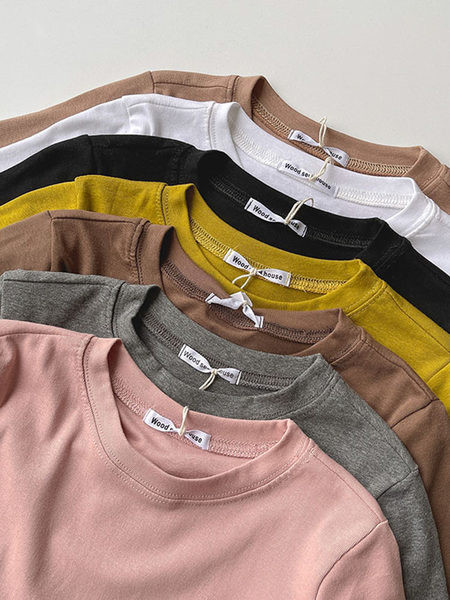 Ljetna pripijena pamučna majica kratkih rukava u više boja