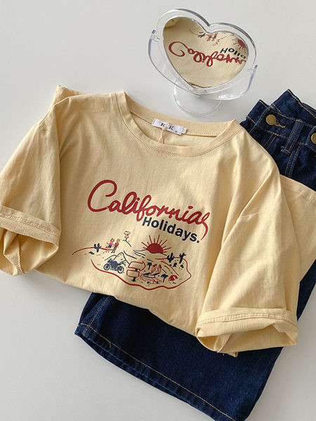 Tricou lat din bumbac de culoare bej cu aplicatie colorata