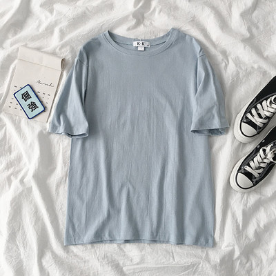 Απλό γυναικείο μπλουζάκι με κοντό μανίκι