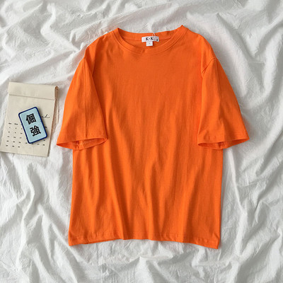 Απλό γυναικείο μπλουζάκι με κοντό μανίκι