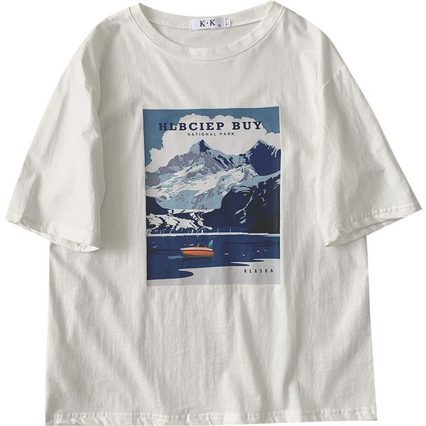 Tricou lat cu decolteu rotund și imprimeu