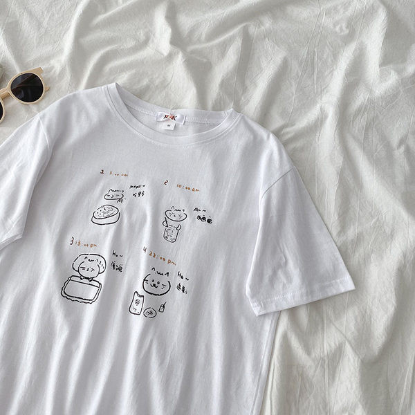 Tricou lat cu decolteu oval si aplicatie - pentru femei