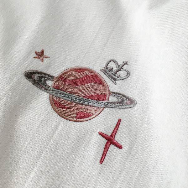 Tricou lat de dama cu broderie - in mai multe culori