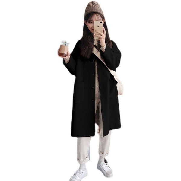 Aktualan ženski dugi kaput sa džepovima i gumbima