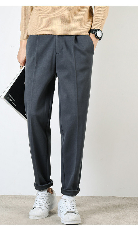 Pantaloni de bărbați sport-eleganți cu buzunare