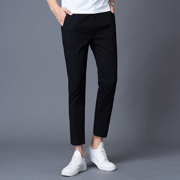 Novi model muških pantalona u tri boje