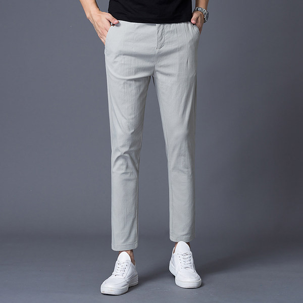 Novi model muških pantalona u tri boje