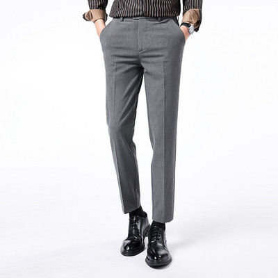 Pantaloni barbatesti la moda cu lungimea de 9/10