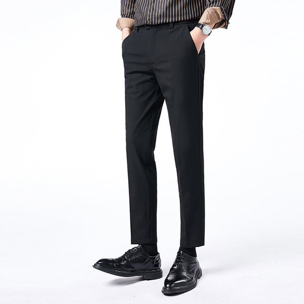 Pantaloni barbatesti la moda cu lungimea de 9/10