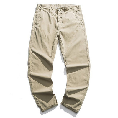 Model nou de pantaloni sport-eleganti cu buzunare