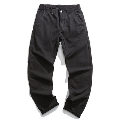 Model nou de pantaloni sport-eleganti cu buzunare