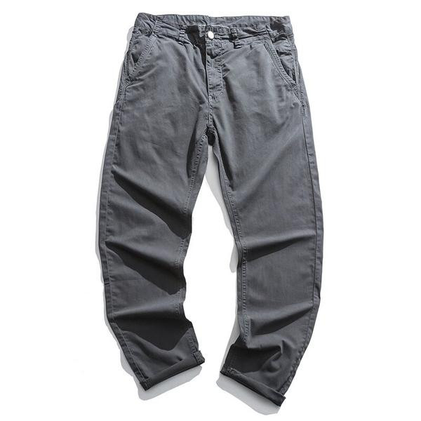 Model nou de pantaloni sport-eleganti cu buzunare