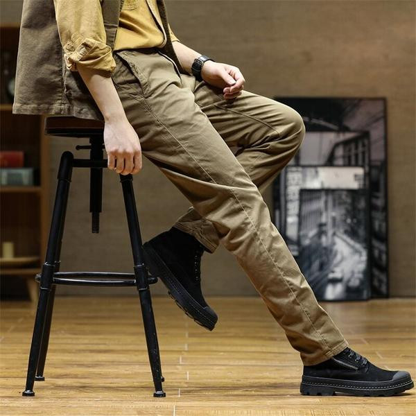 Pantaloni casual barbati cu buzunare - model drept