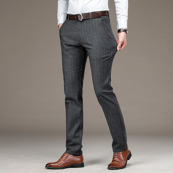 Pantaloni casual cu dungi - model drept